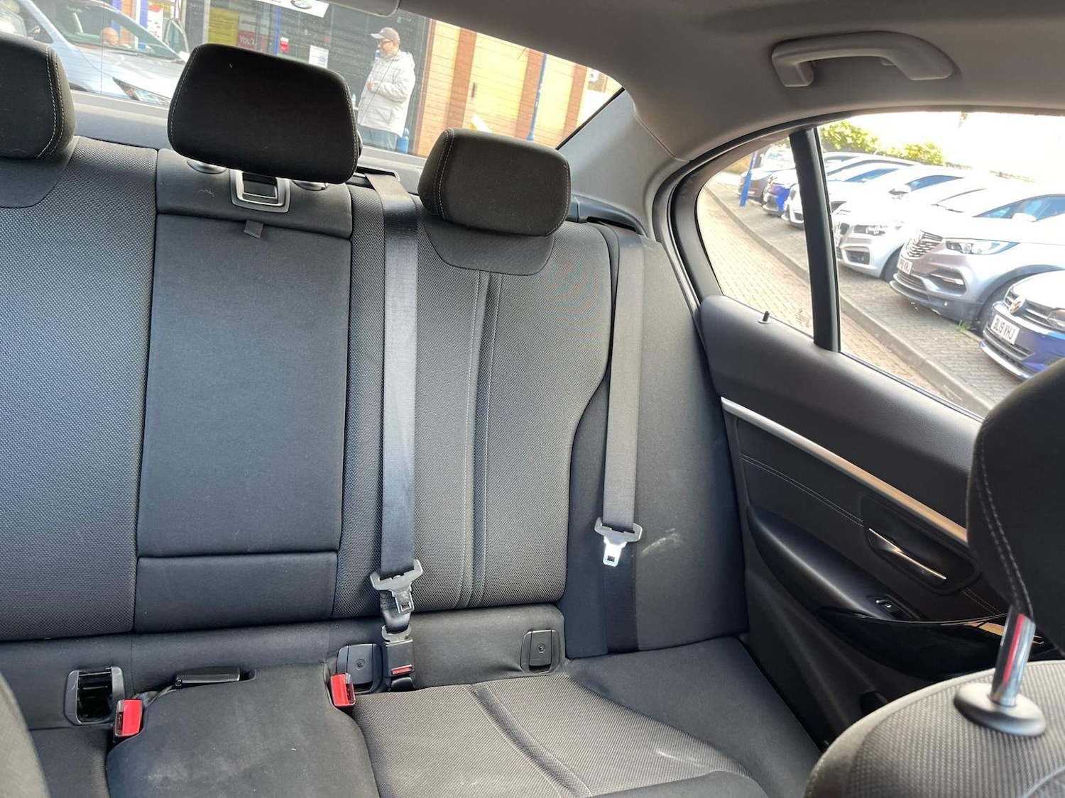 Used BMW 3 Series 2017 for sale - 76551957: Photo 41