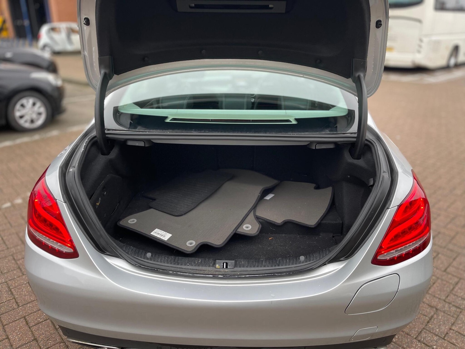 Used Mercedes-Benz C Class 2017 for sale - 77067294: Photo 50