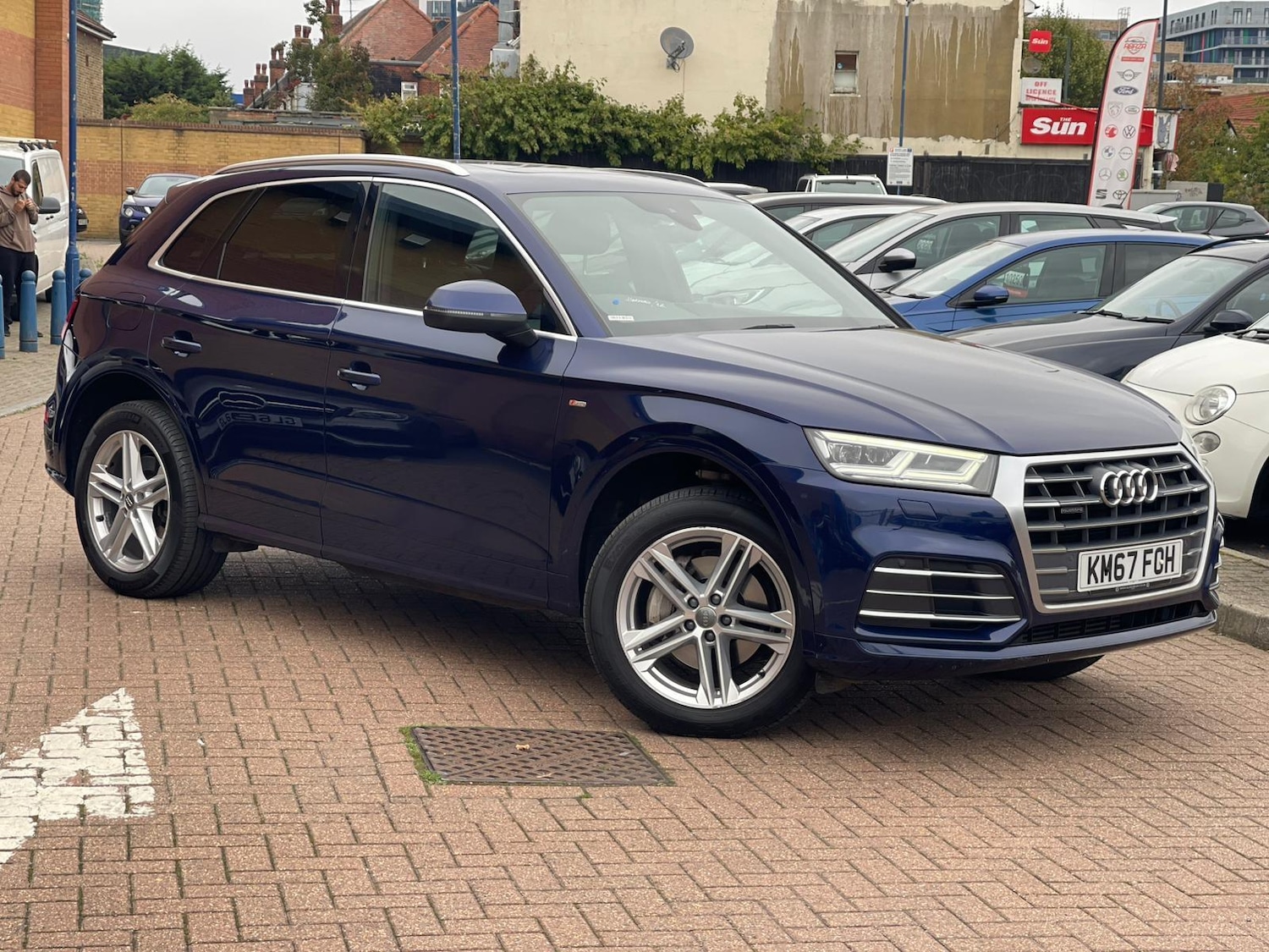 Used Audi Q5 2017 for sale - 76326595: Photo 2