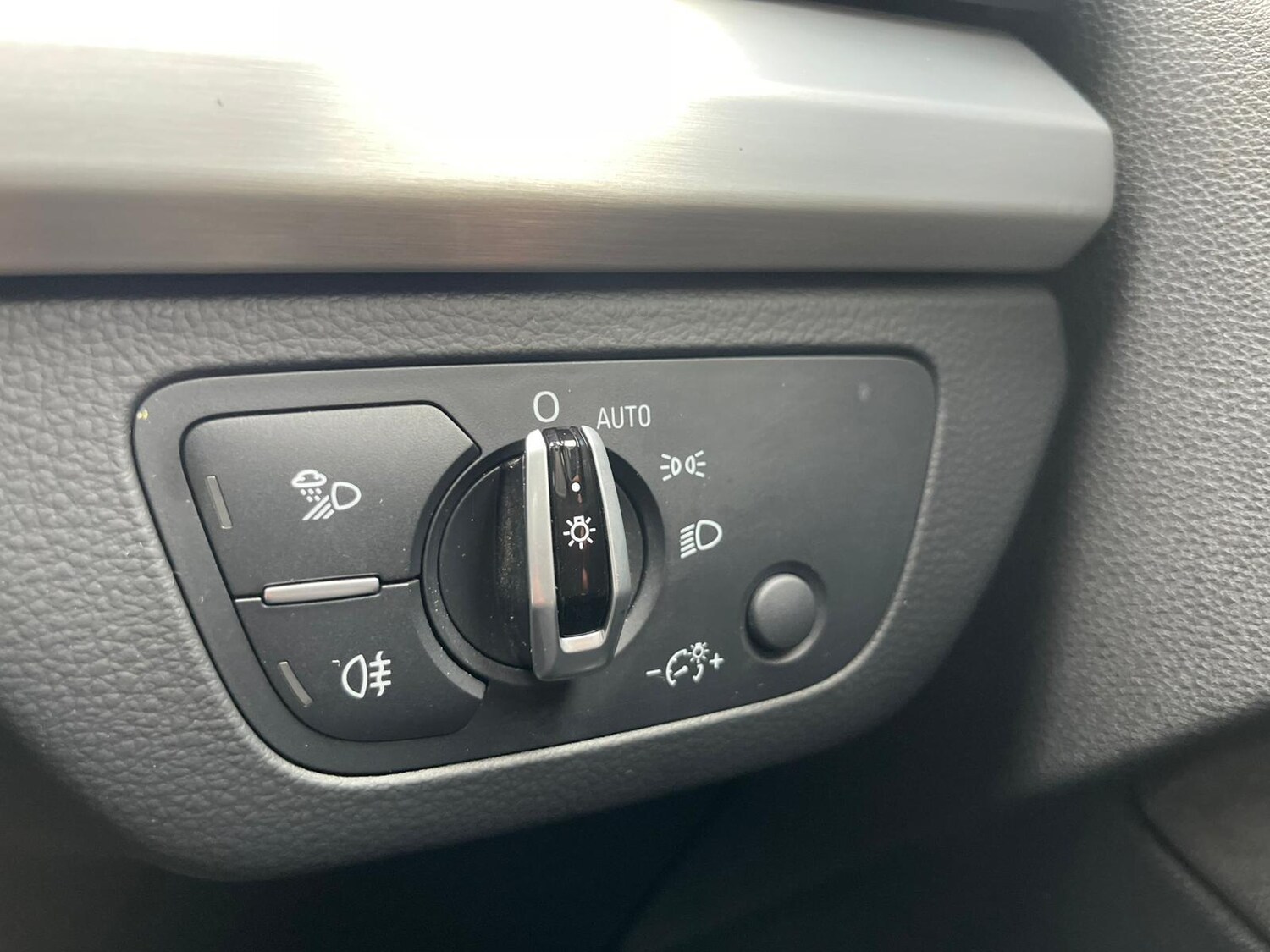 Used Audi Q5 2017 for sale - 76326595: Photo 35