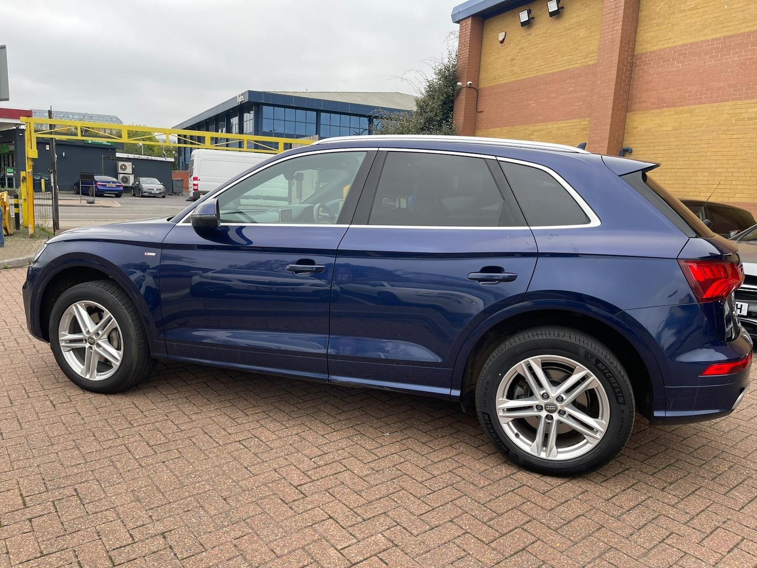 Used Audi Q5 2017 for sale - 76326595: Photo 8