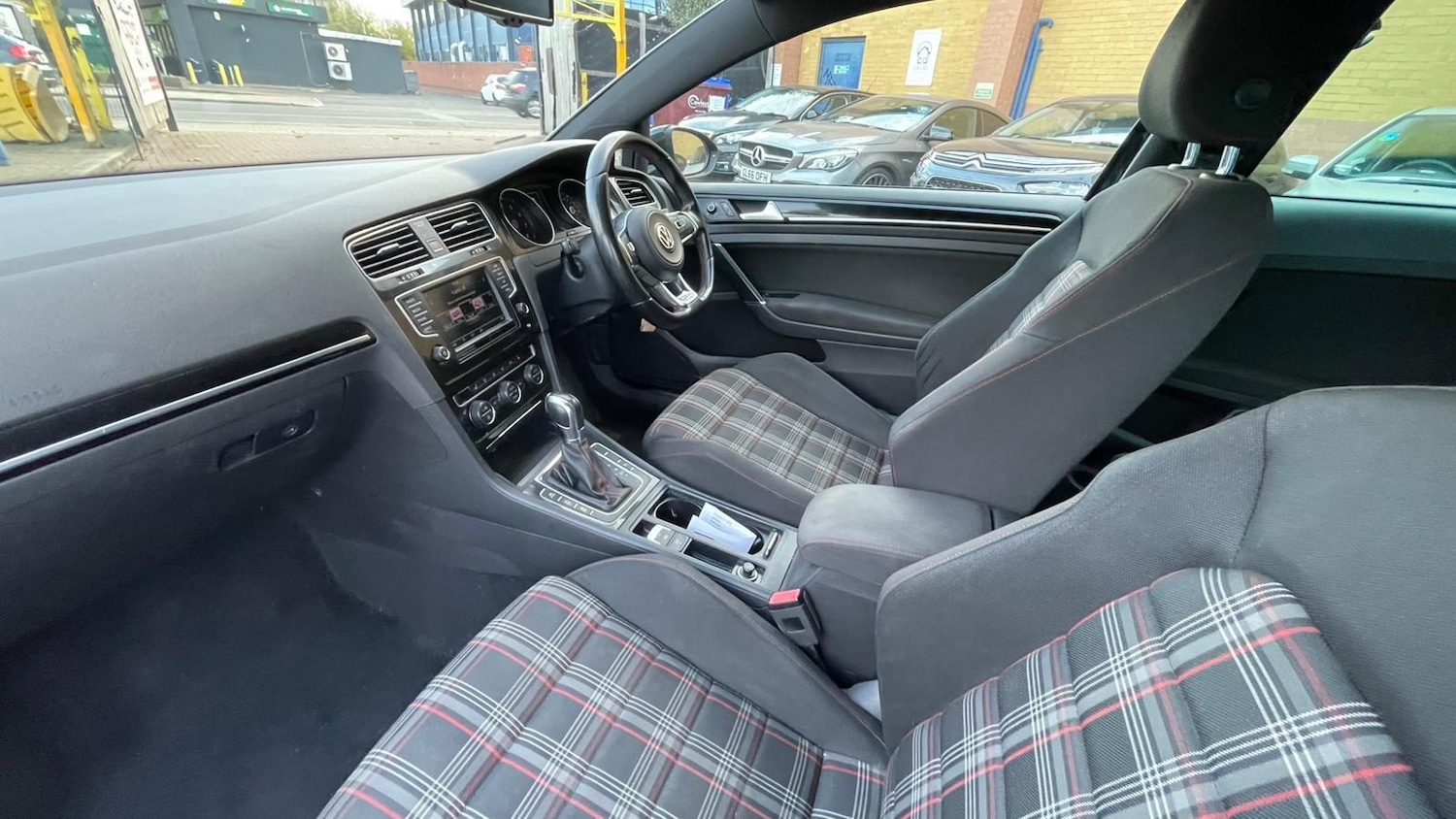 Used Volkswagen Golf 2016 for sale - 76551920: Photo 18