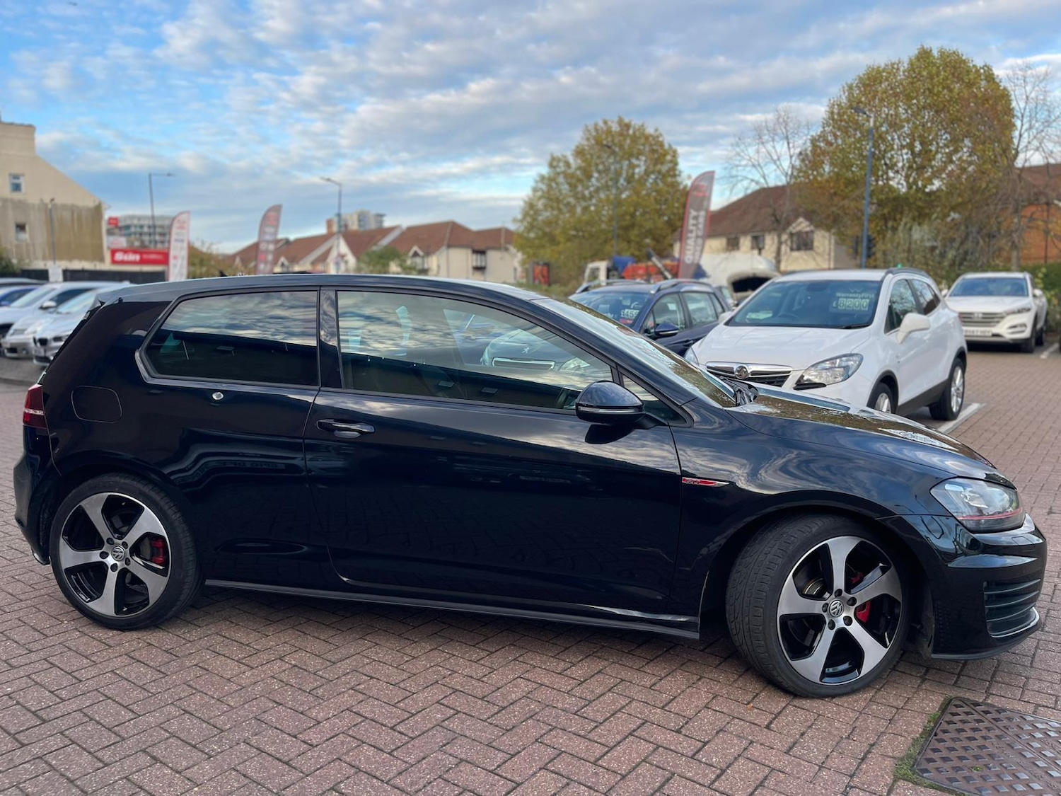 Used Volkswagen Golf 2016 for sale - 76551920: Photo 3