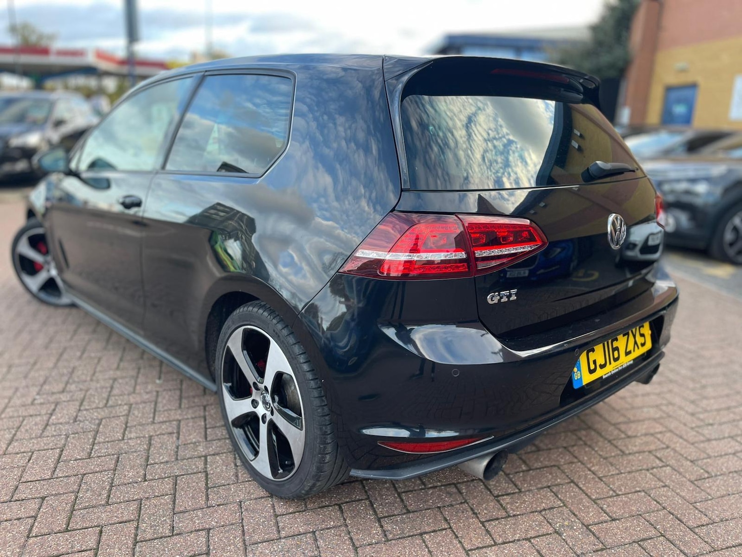 Used Volkswagen Golf 2016 for sale - 76551920: Photo 8