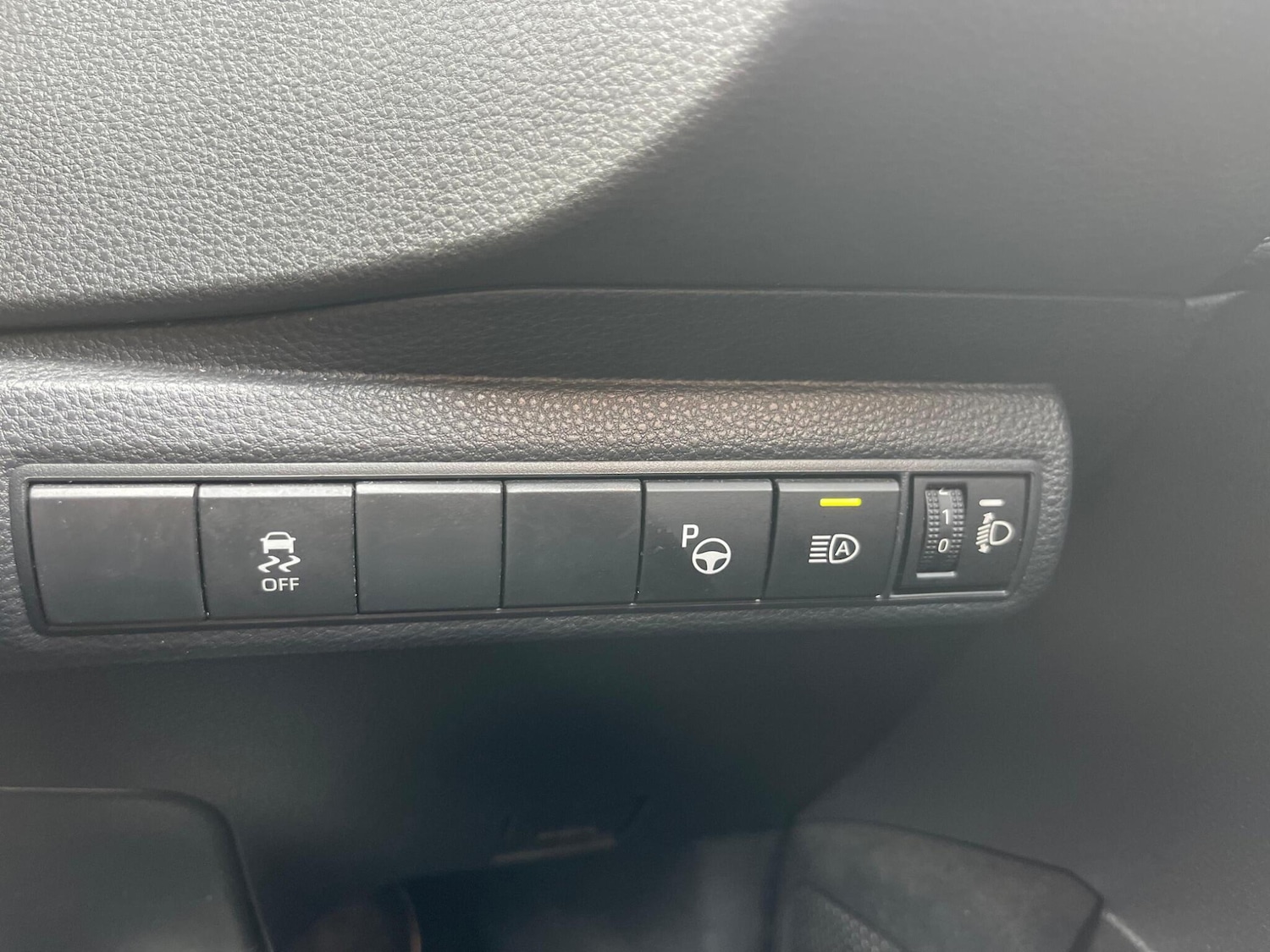 Used Toyota Corolla 2021 for sale - 76551870: Photo 35