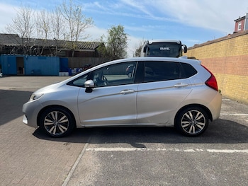 Used Honda Jazz 2016 for sale - 76326592: Photo