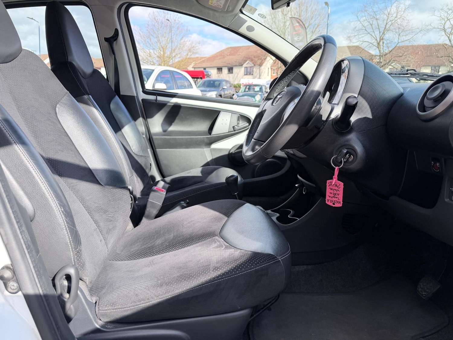 Used Toyota AYGO 2013 for sale - 77671449: Photo 18