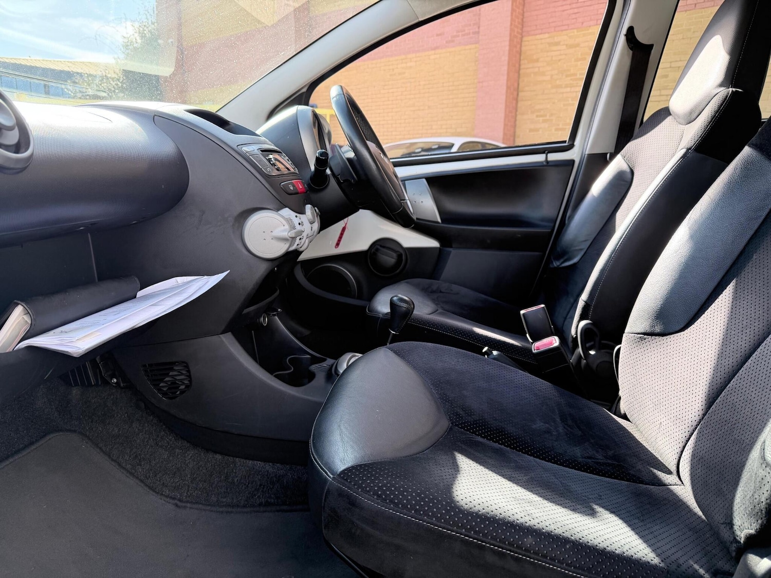 Used Toyota AYGO 2013 for sale - 77671449: Photo 32