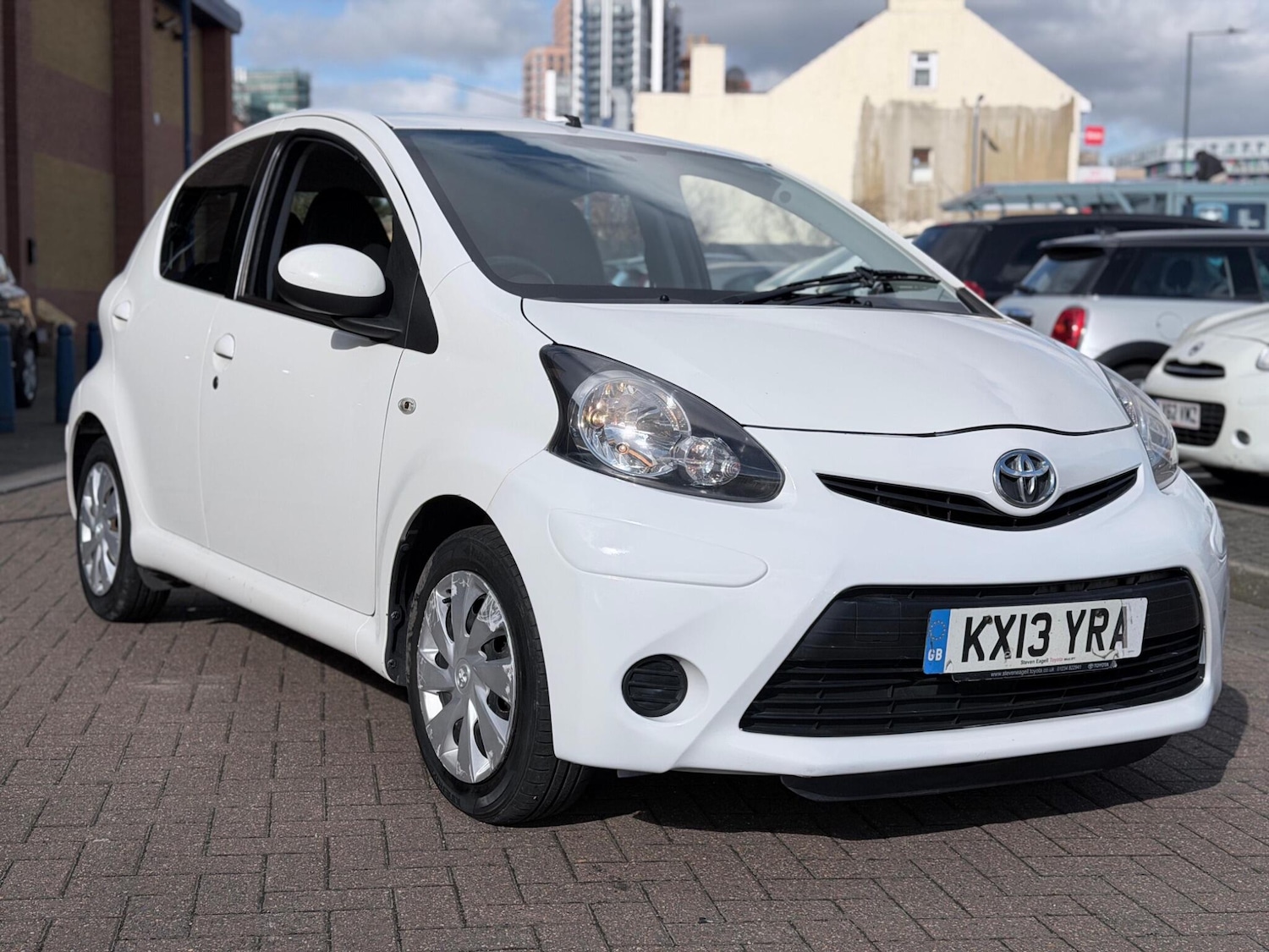 Used Toyota AYGO 2013 for sale - 77671449: Photo 5