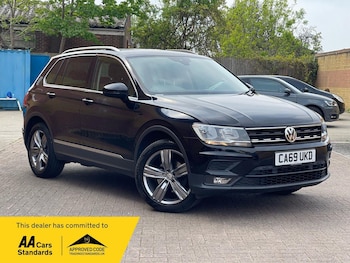Volkswagen - Tiguan