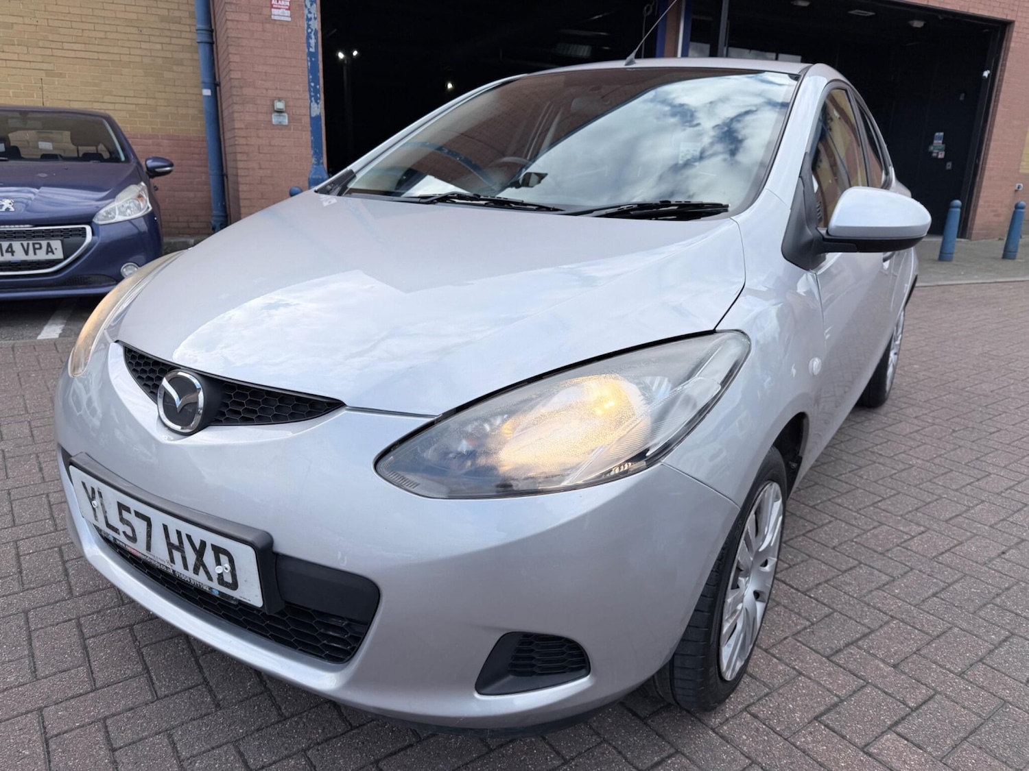 Used Mazda Mazda2 2008 for sale - 77705548: Photo 8