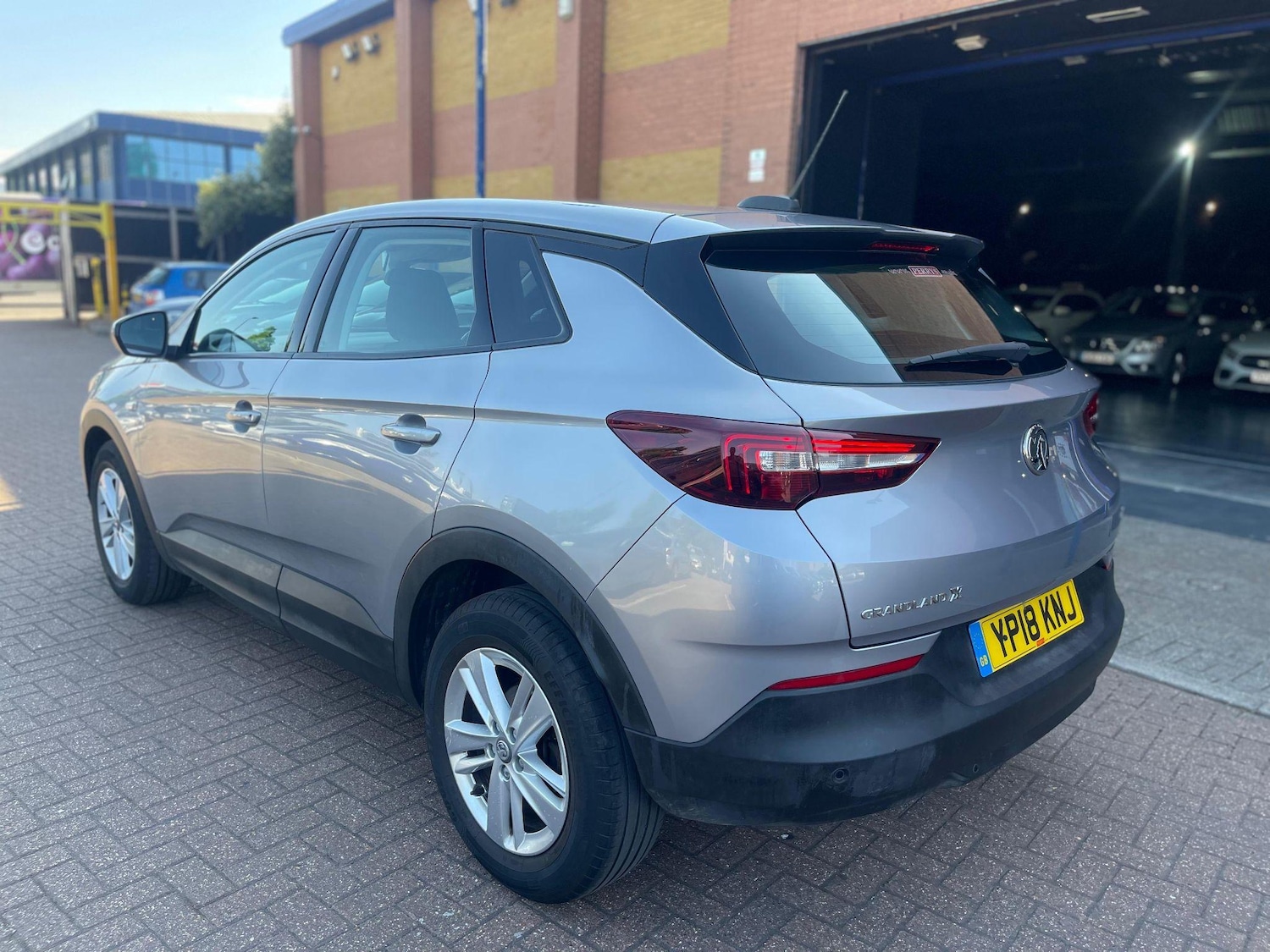 Used Vauxhall Grandland X 2018 for sale - 76551927: Photo 3
