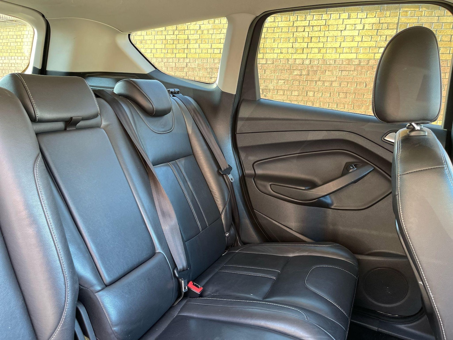 Used Ford Kuga 2015 for sale - 76551945: Photo 25