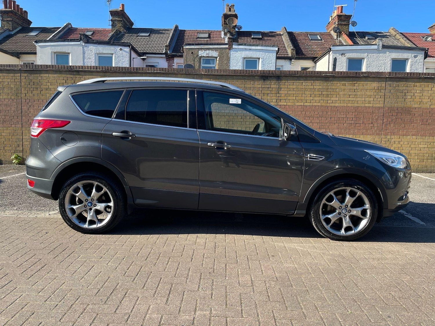 Used Ford Kuga 2015 for sale - 76551945: Photo 3