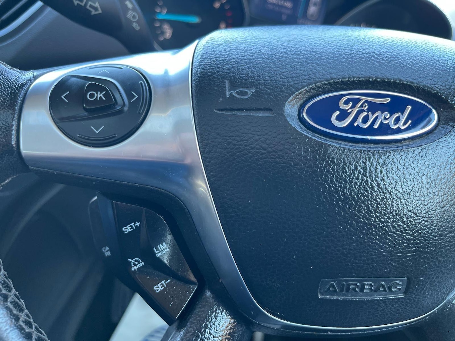 Used Ford Kuga 2015 for sale - 76551945: Photo 36