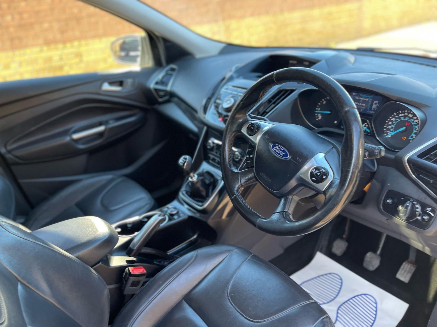 Used Ford Kuga 2015 for sale - 76551945: Photo 4