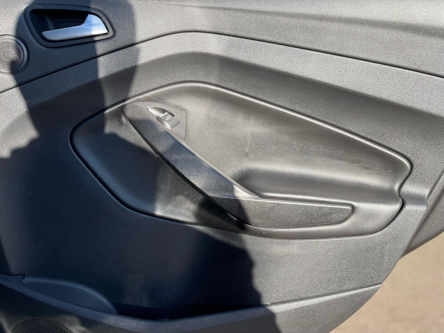 Used Ford Kuga 2015 for sale - 76551945: Photo 48