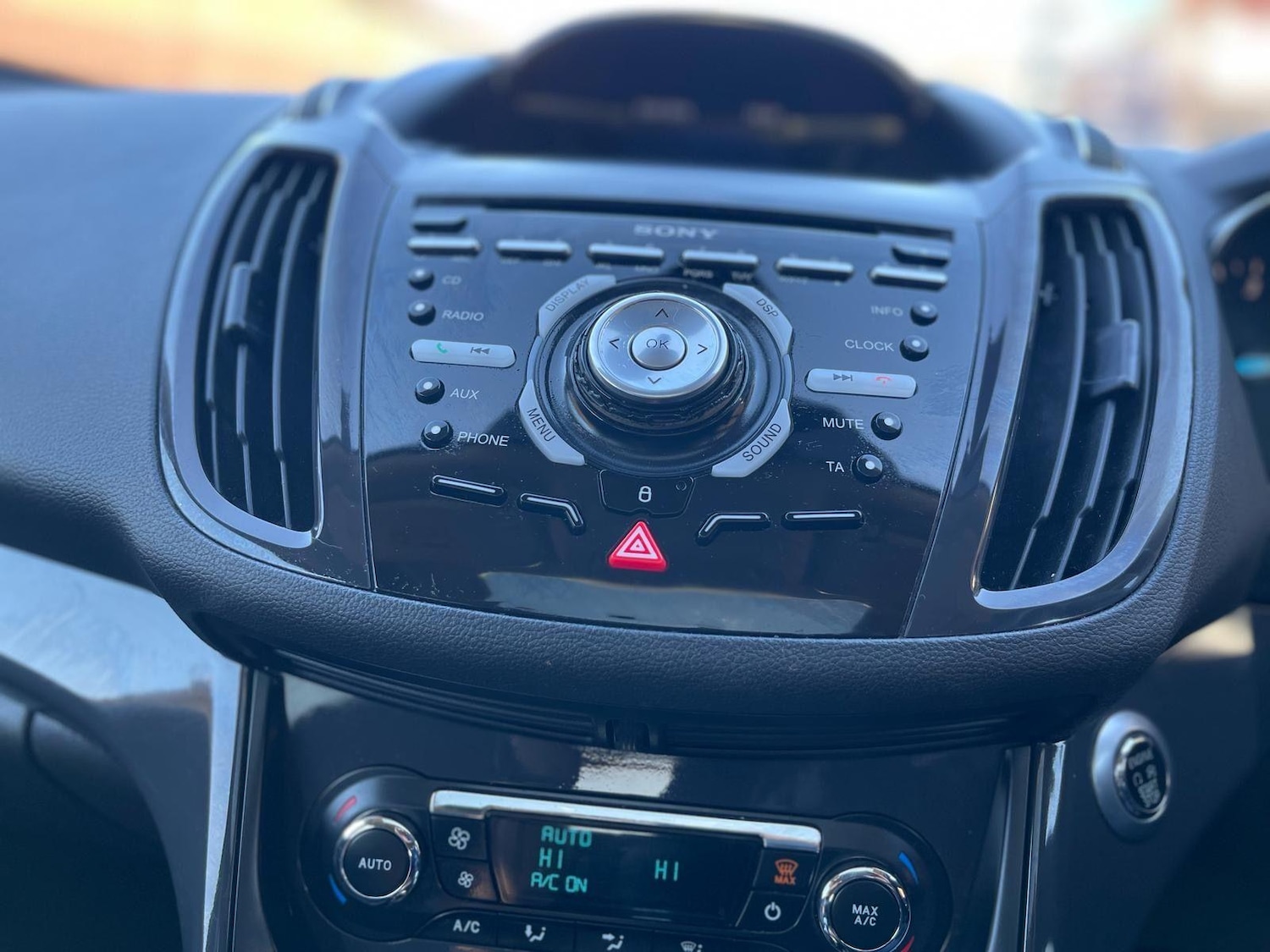 Used Ford Kuga 2015 for sale - 76551945: Photo 52