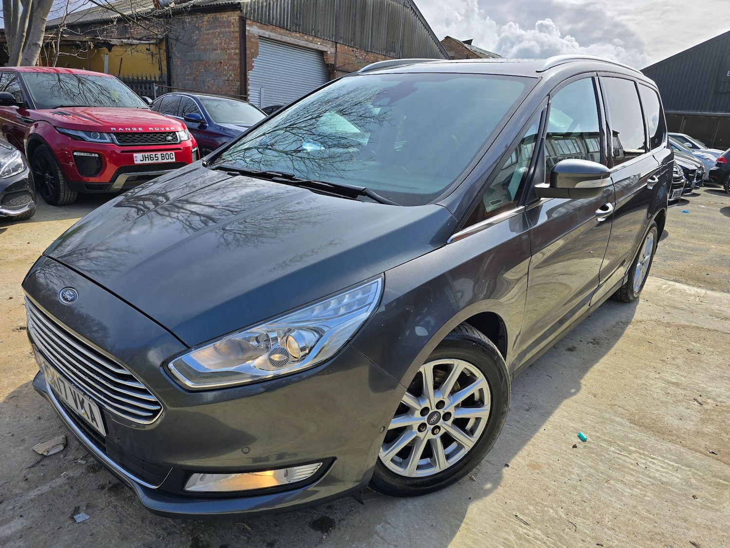 Used Ford Galaxy 2017 for sale - 76326969: Photo 12
