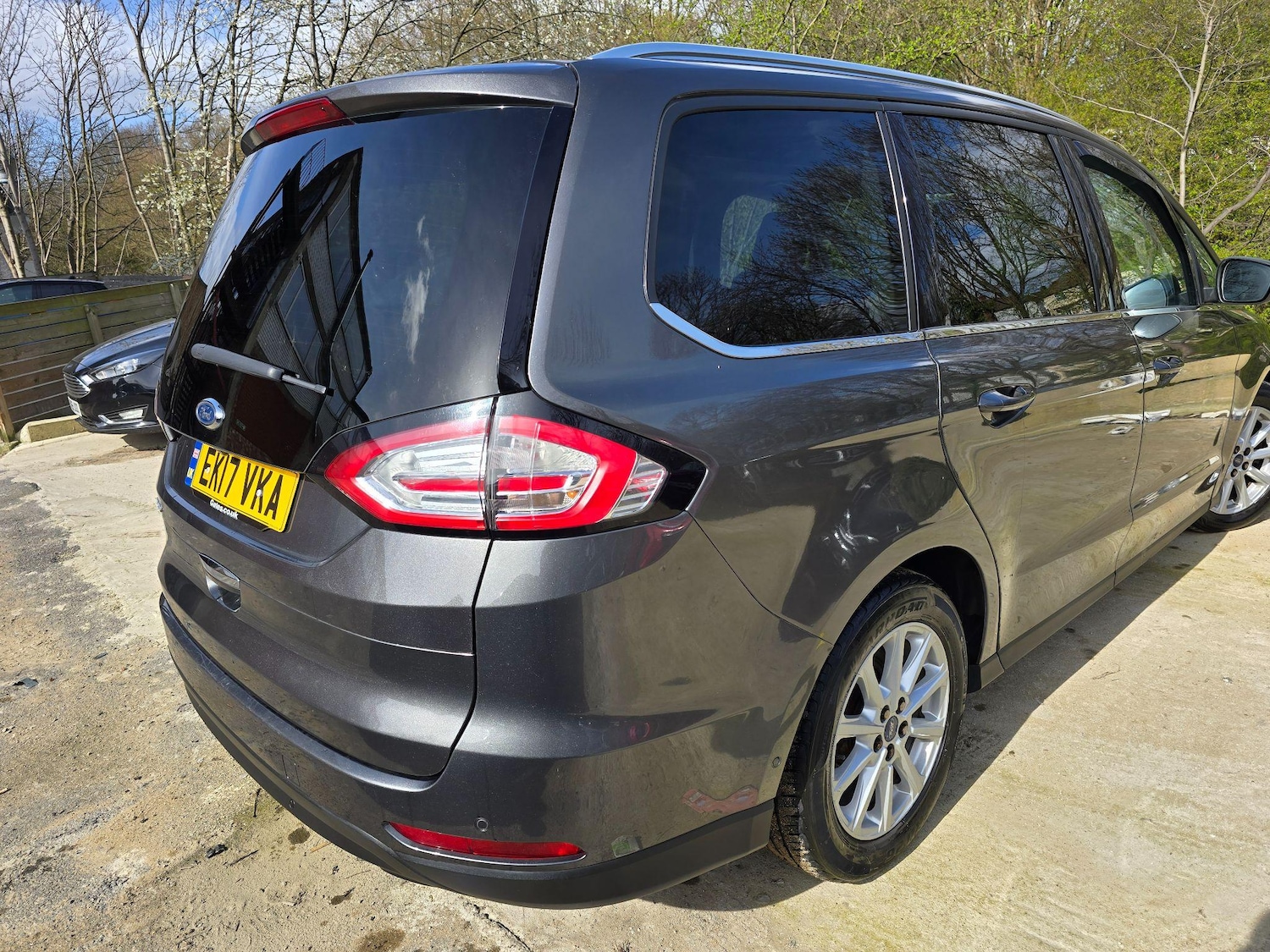 Used Ford Galaxy 2017 for sale - 76326969: Photo 21
