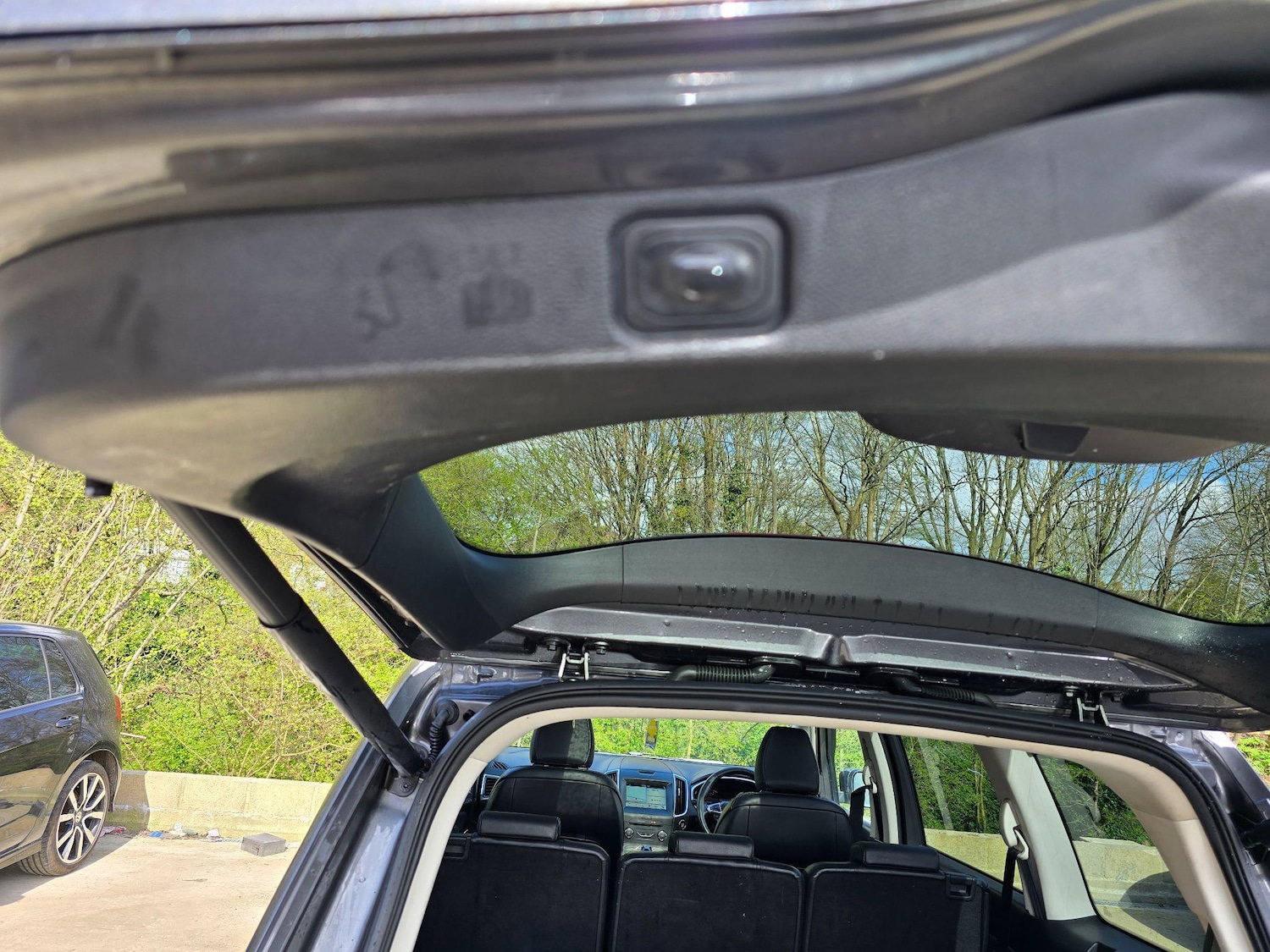 Used Ford Galaxy 2017 for sale - 76326969: Photo 45