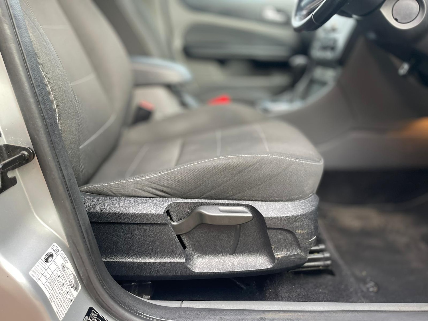 Used Ford Focus 2010 for sale - 76832793: Photo 15