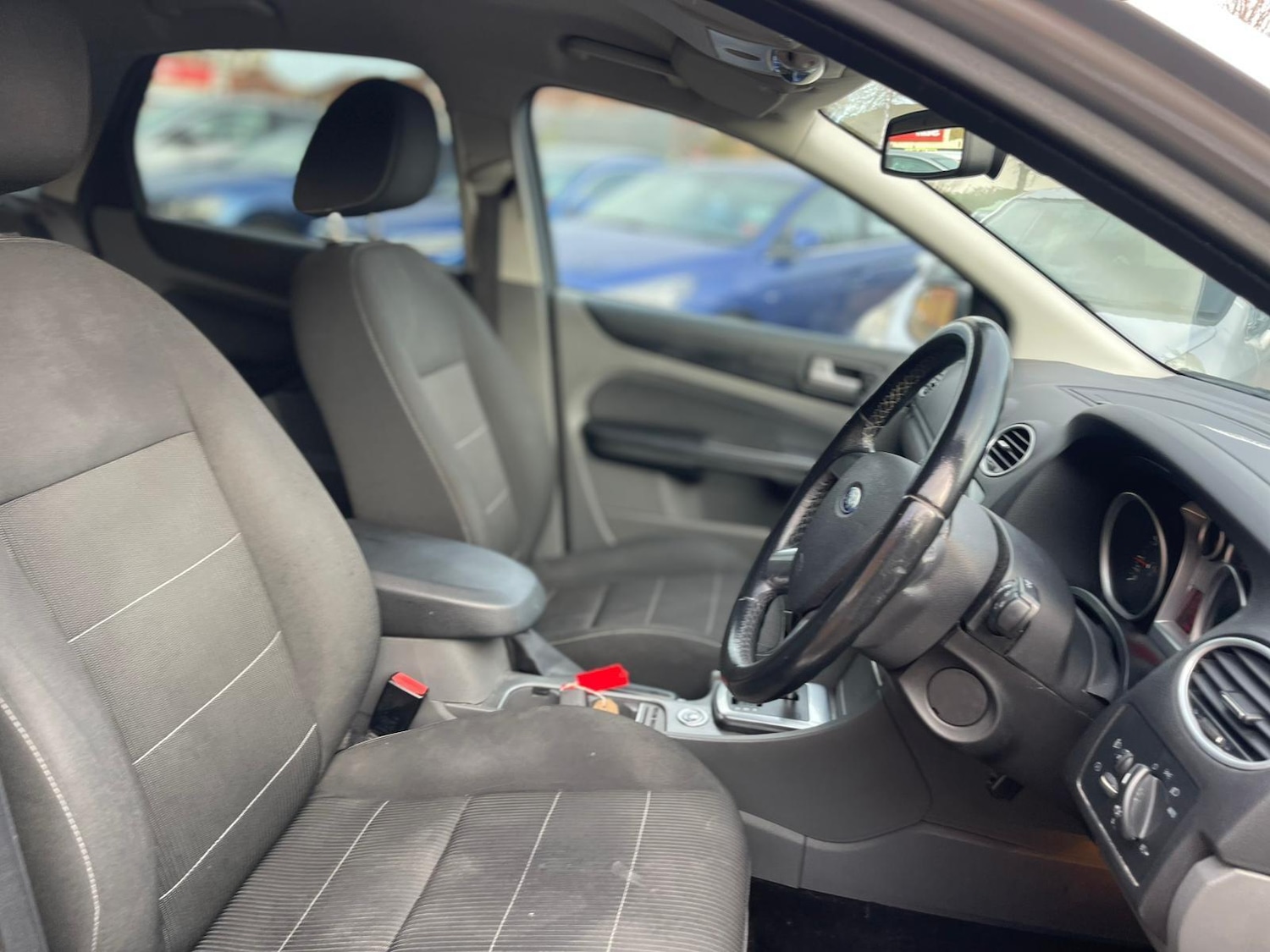 Used Ford Focus 2010 for sale - 76832793: Photo 16