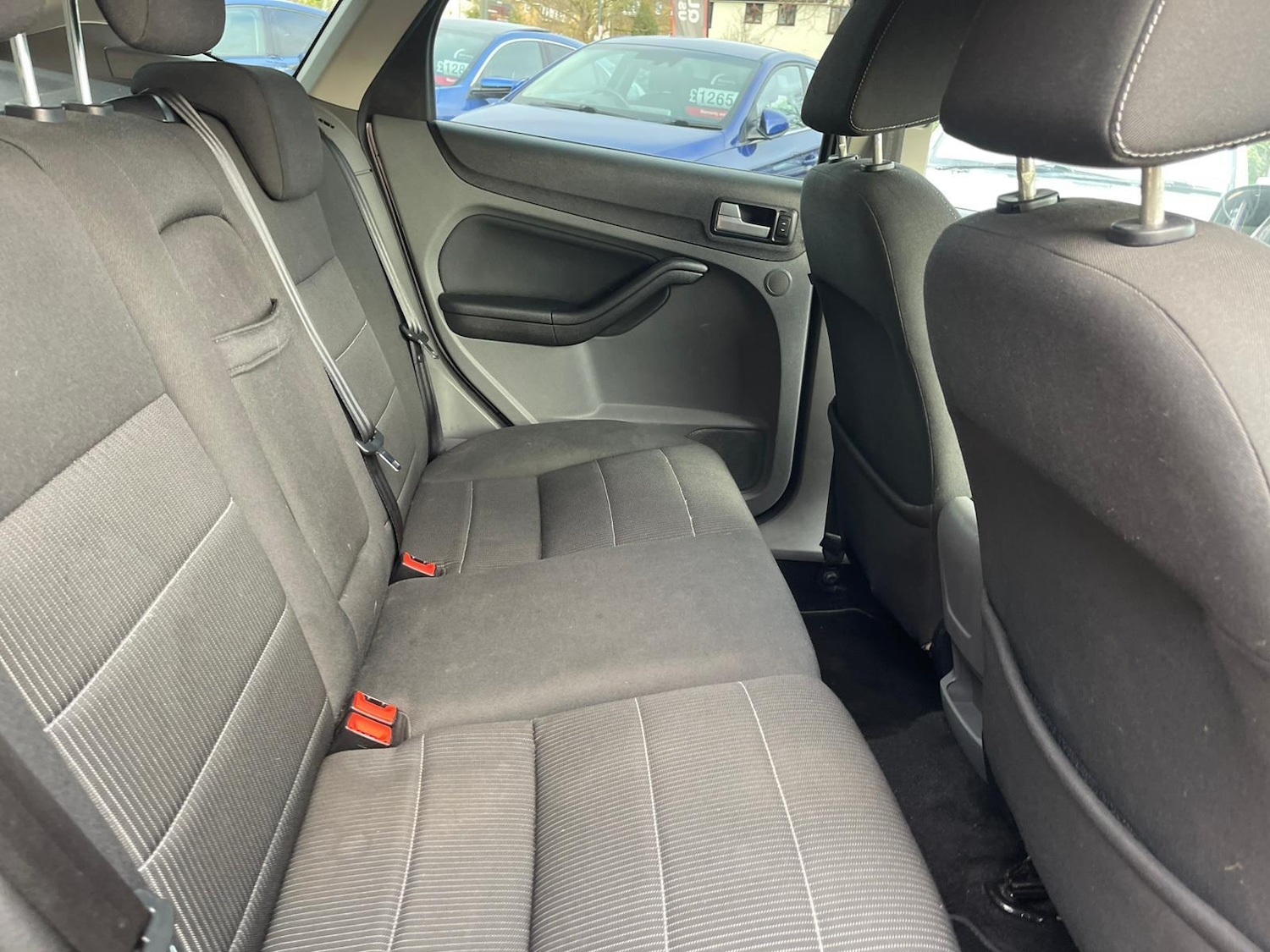 Used Ford Focus 2010 for sale - 76832793: Photo 20