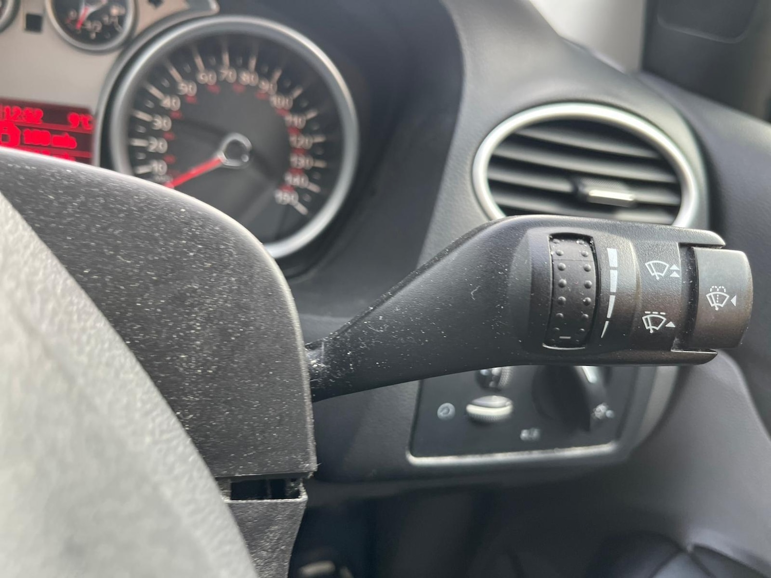 Used Ford Focus 2010 for sale - 76832793: Photo 21