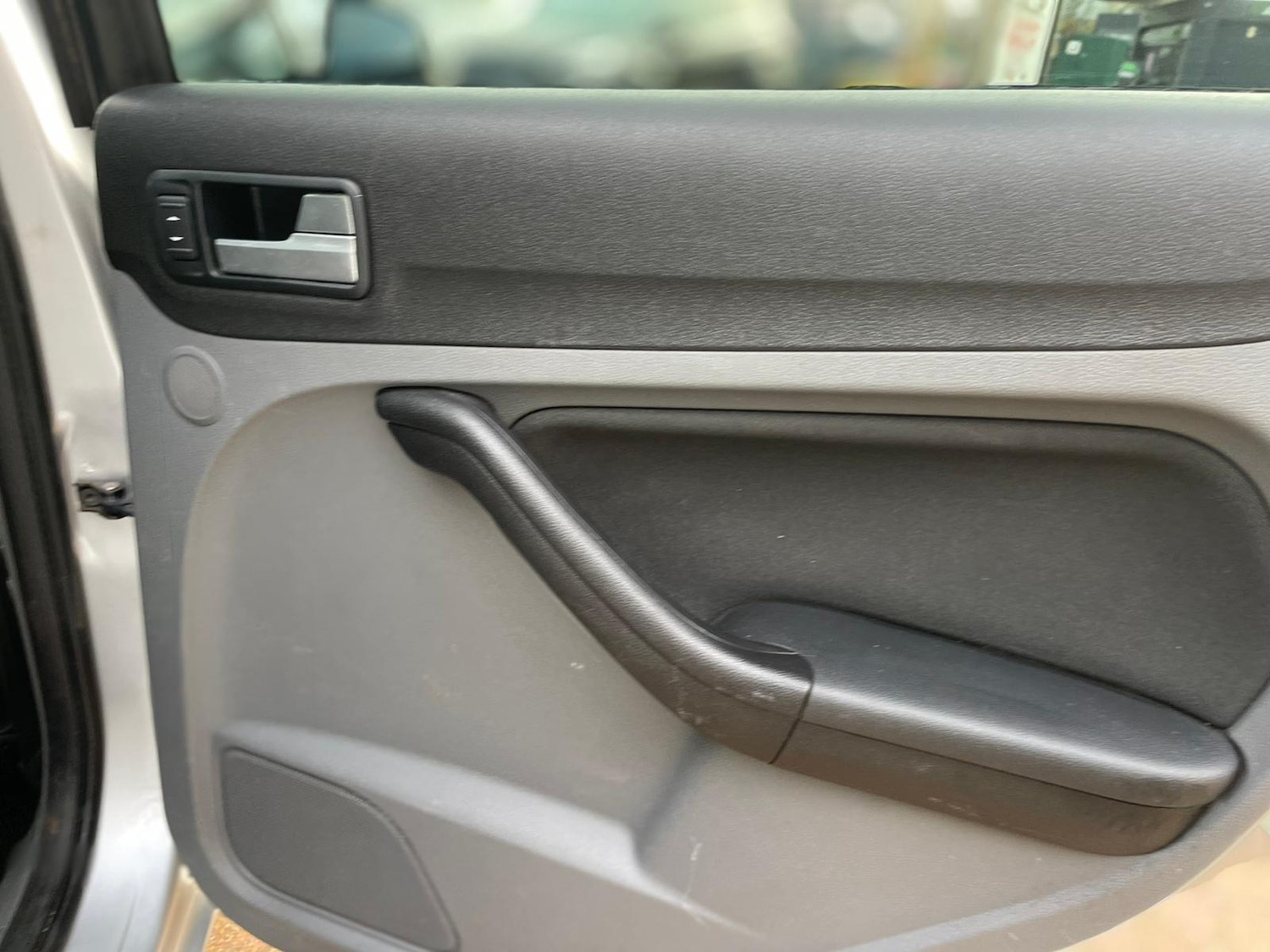 Used Ford Focus 2010 for sale - 76832793: Photo 23