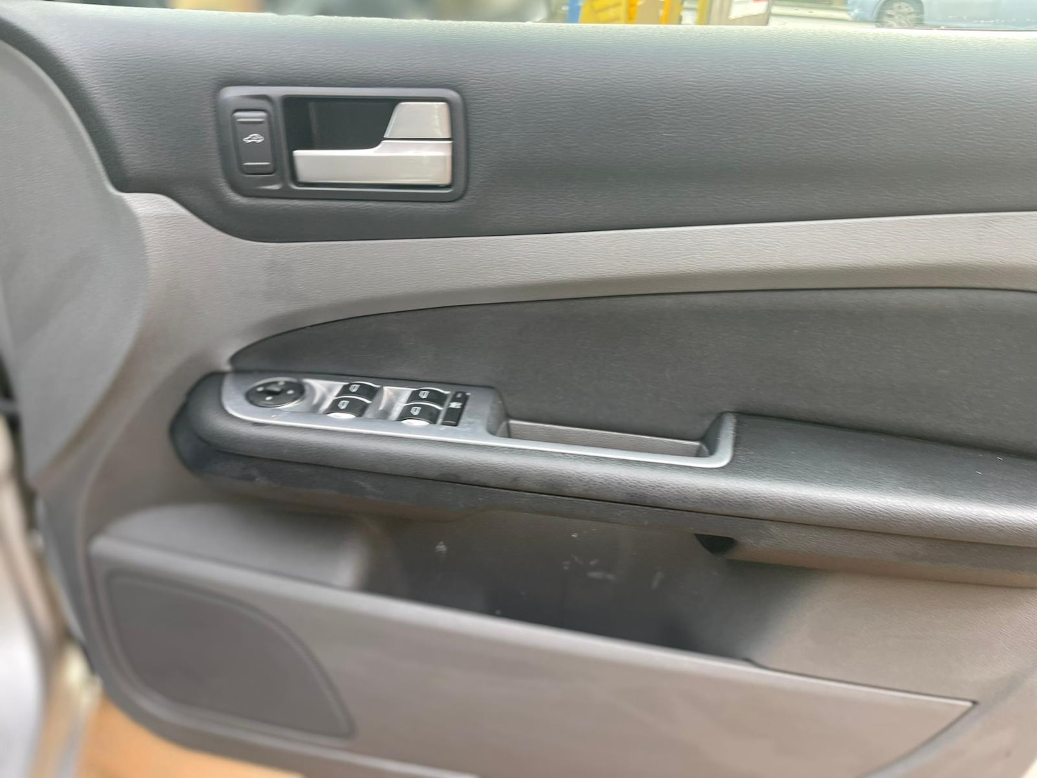 Used Ford Focus 2010 for sale - 76832793: Photo 24