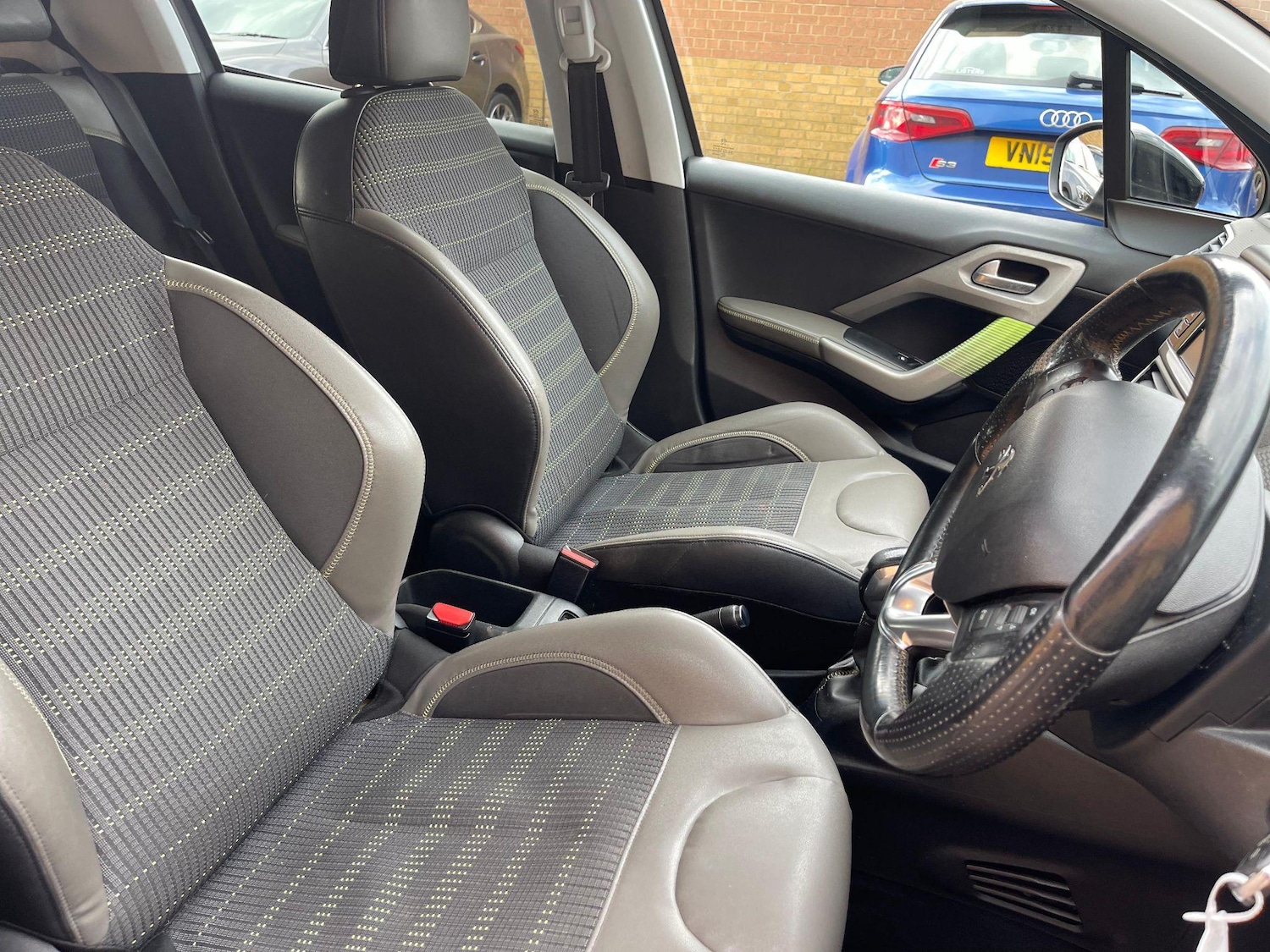 Used Peugeot 208 2016 for sale - 76551916: Photo 19