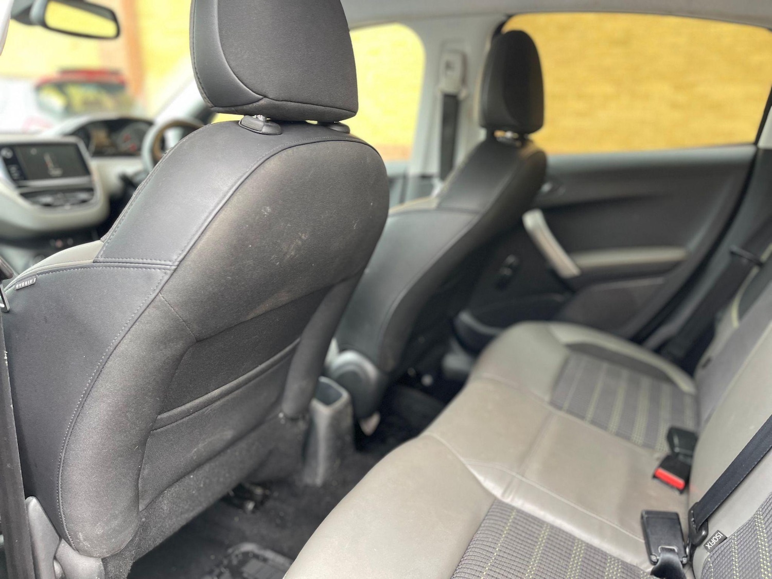 Used Peugeot 208 2016 for sale - 76551916: Photo 22