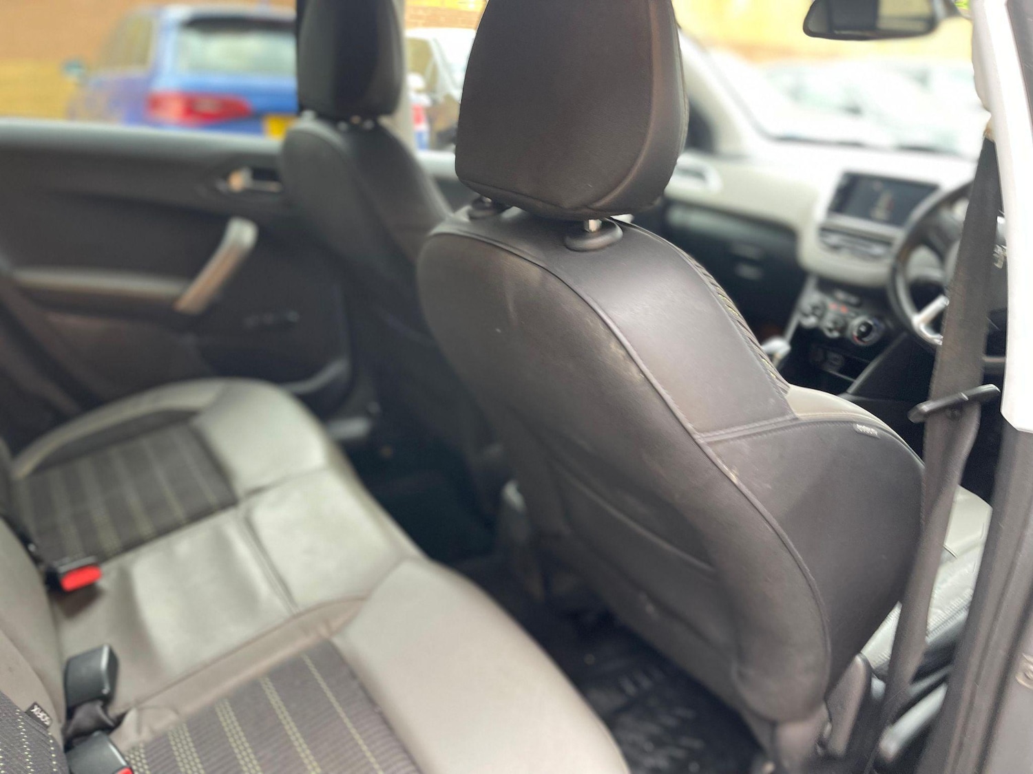 Used Peugeot 208 2016 for sale - 76551916: Photo 23