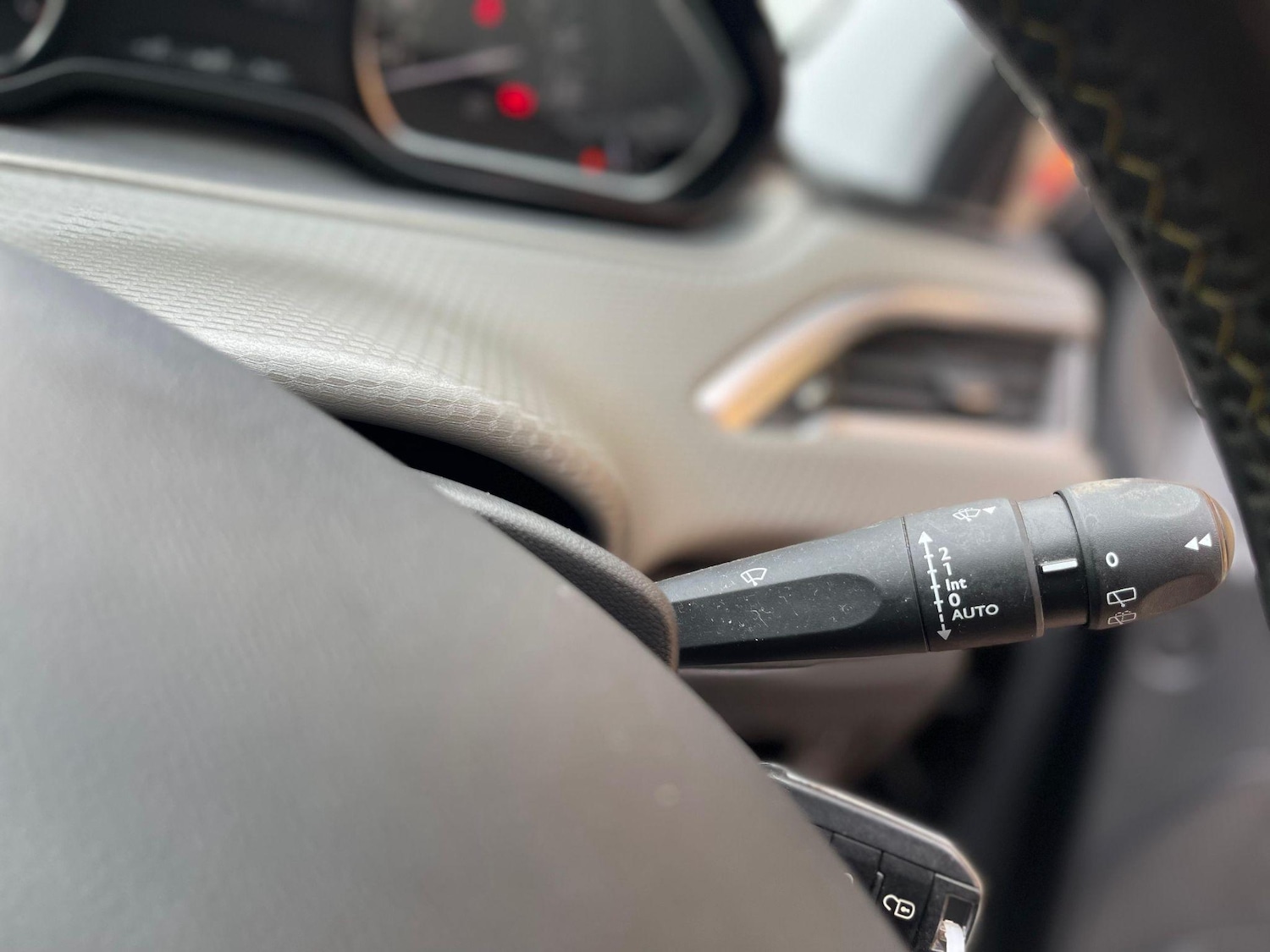 Used Peugeot 208 2016 for sale - 76551916: Photo 26