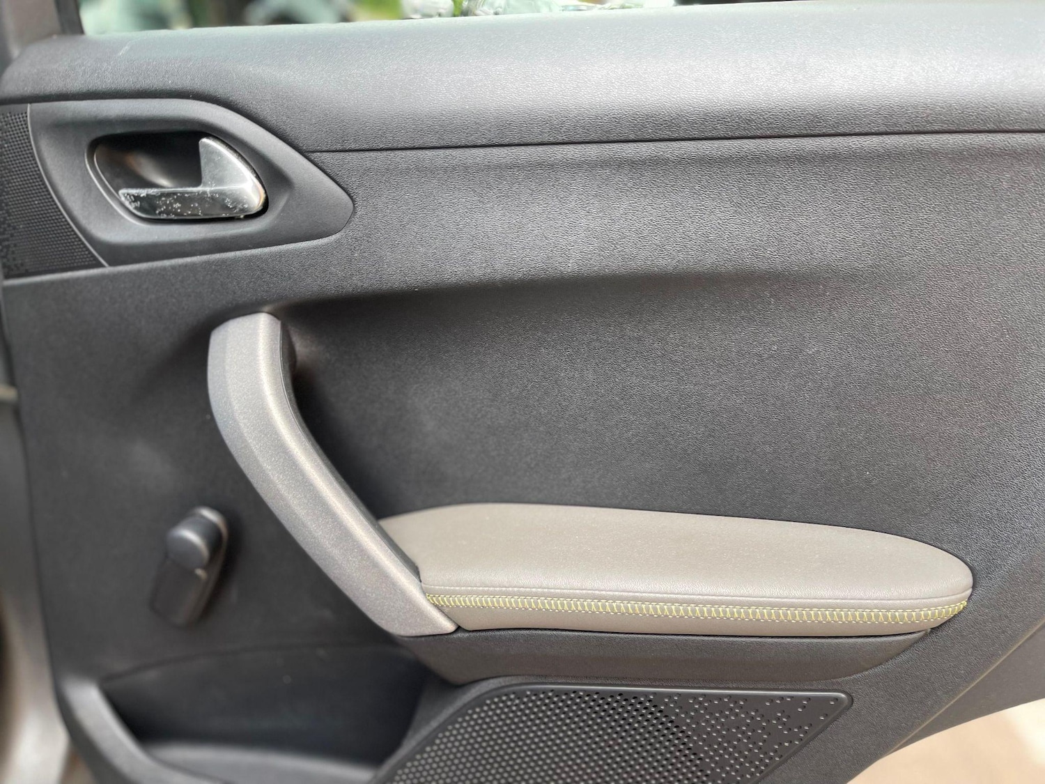 Used Peugeot 208 2016 for sale - 76551916: Photo 29