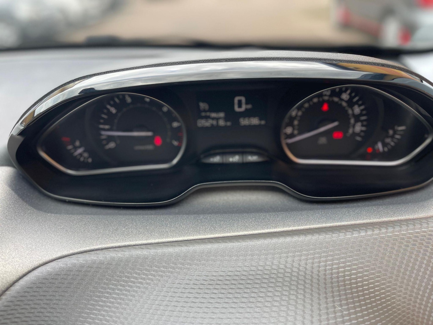 Used Peugeot 208 2016 for sale - 76551916: Photo 34