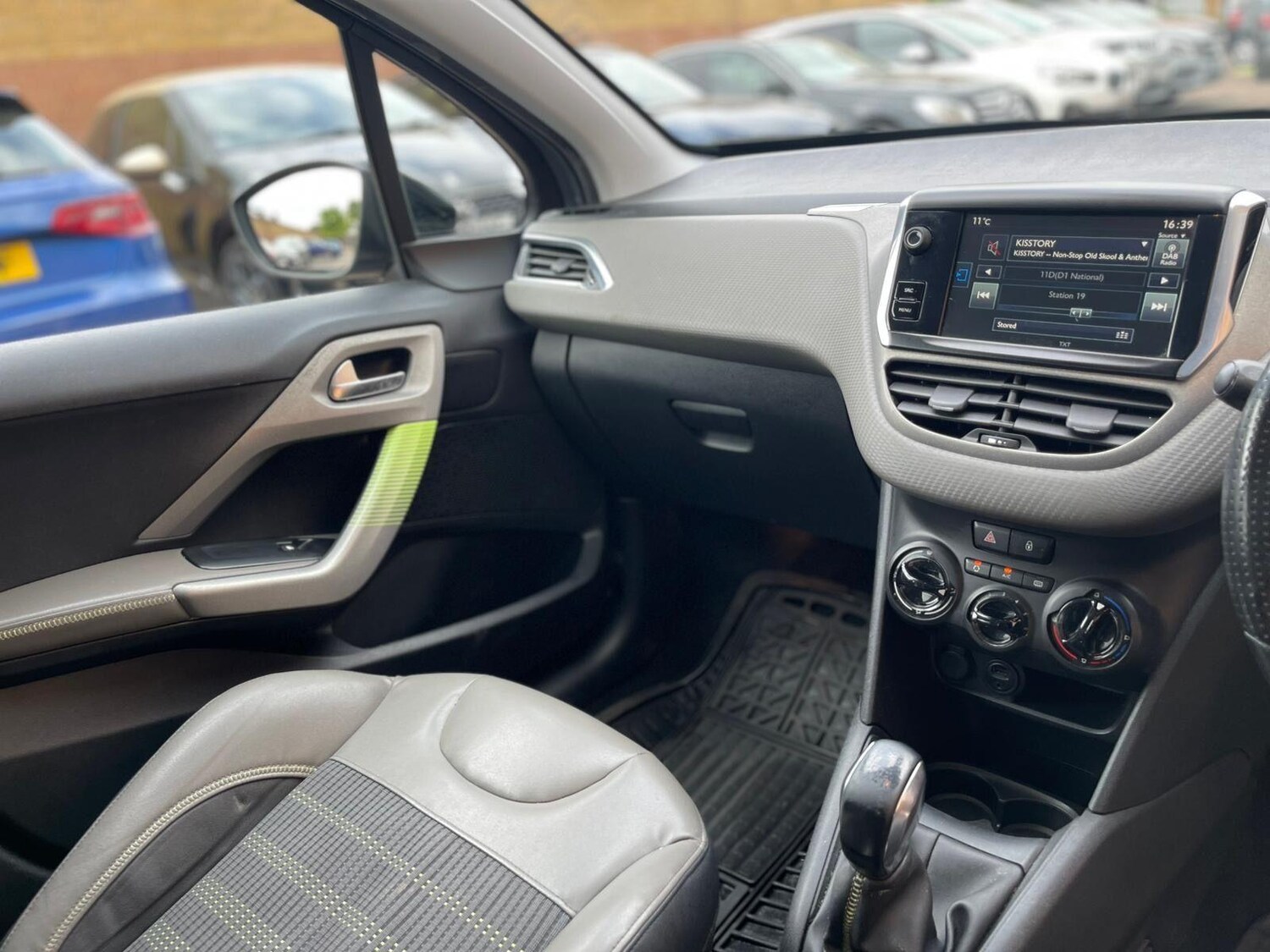 Used Peugeot 208 2016 for sale - 76551916: Photo 43