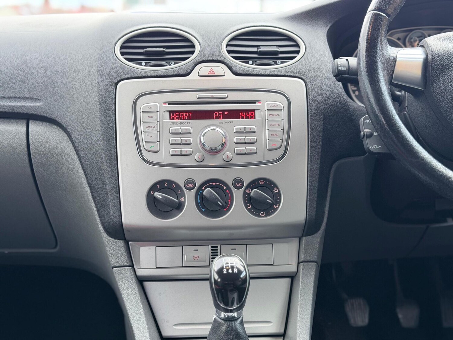 Used Ford Focus 2009 for sale - 77359113: Photo 15