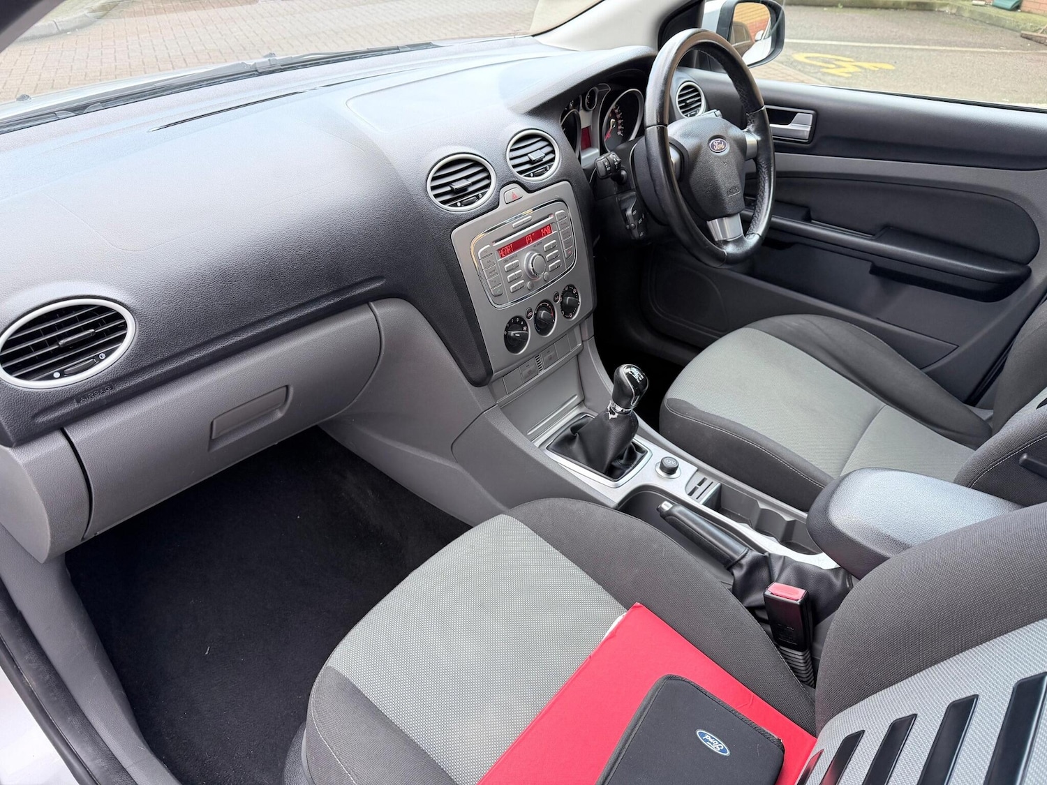 Used Ford Focus 2009 for sale - 77359113: Photo 17