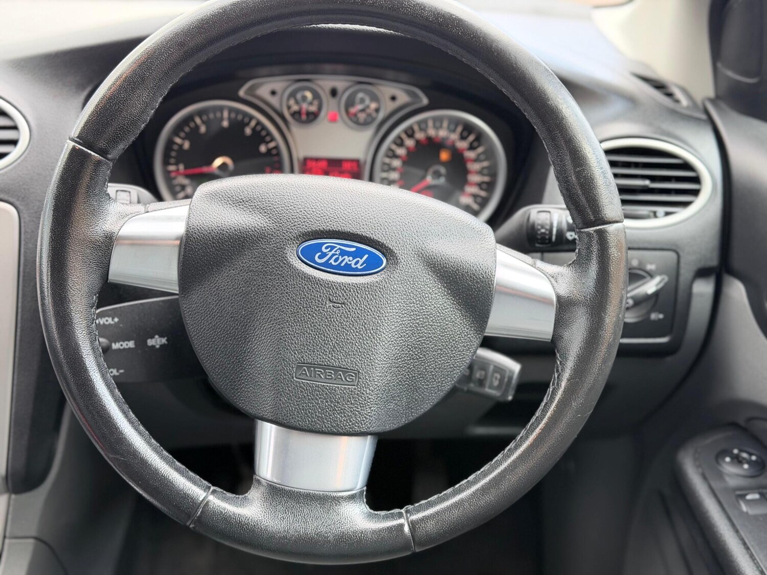 Used Ford Focus 2009 for sale - 77359113: Photo 38