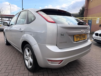 Used Ford Focus 2009 for sale - 77359113: Photo