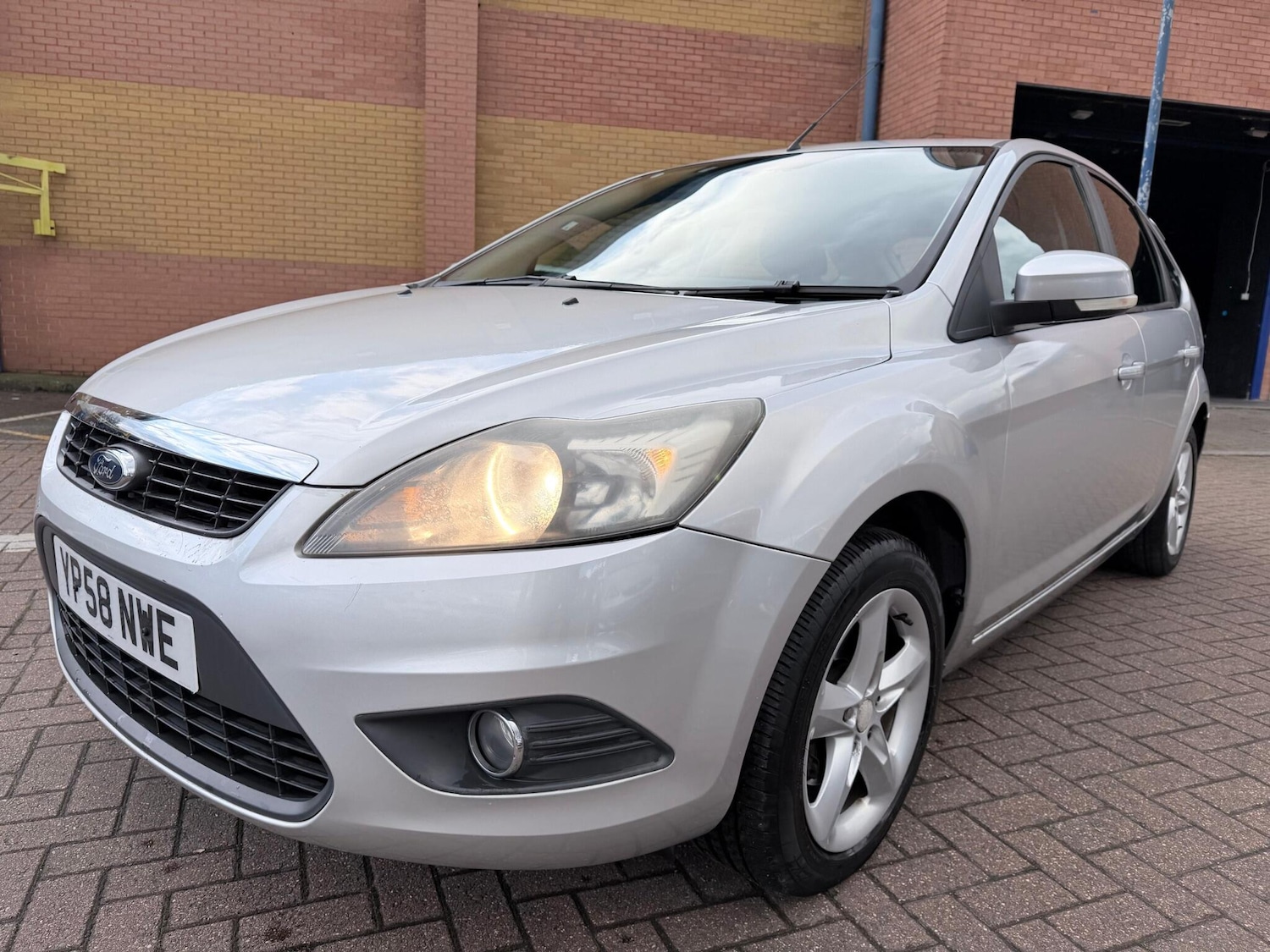 Used Ford Focus 2009 for sale - 77359113: Photo 7
