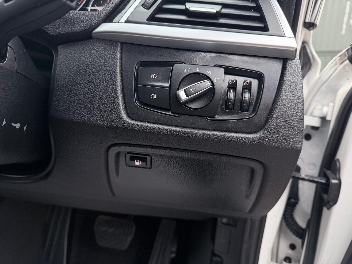 Used BMW 3 Series 2016 for sale - 77119865: Photo 31