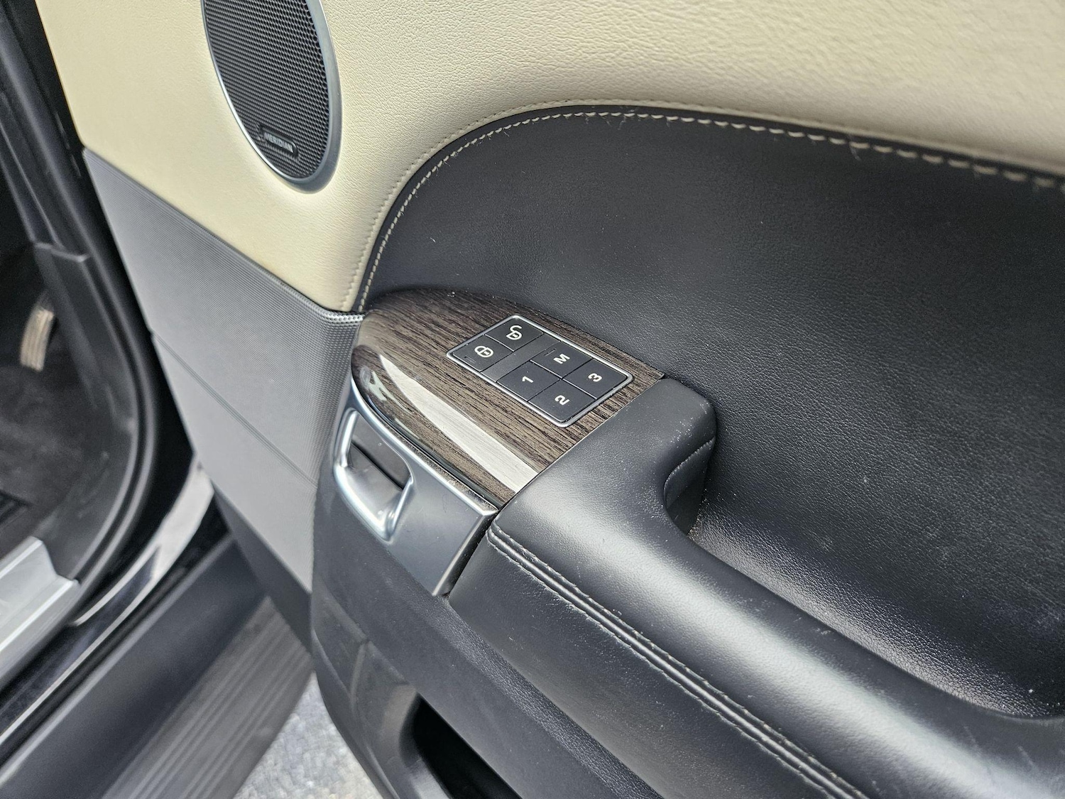 Used Land Rover Range Rover Sport 2018 for sale - 76551925: Photo 36