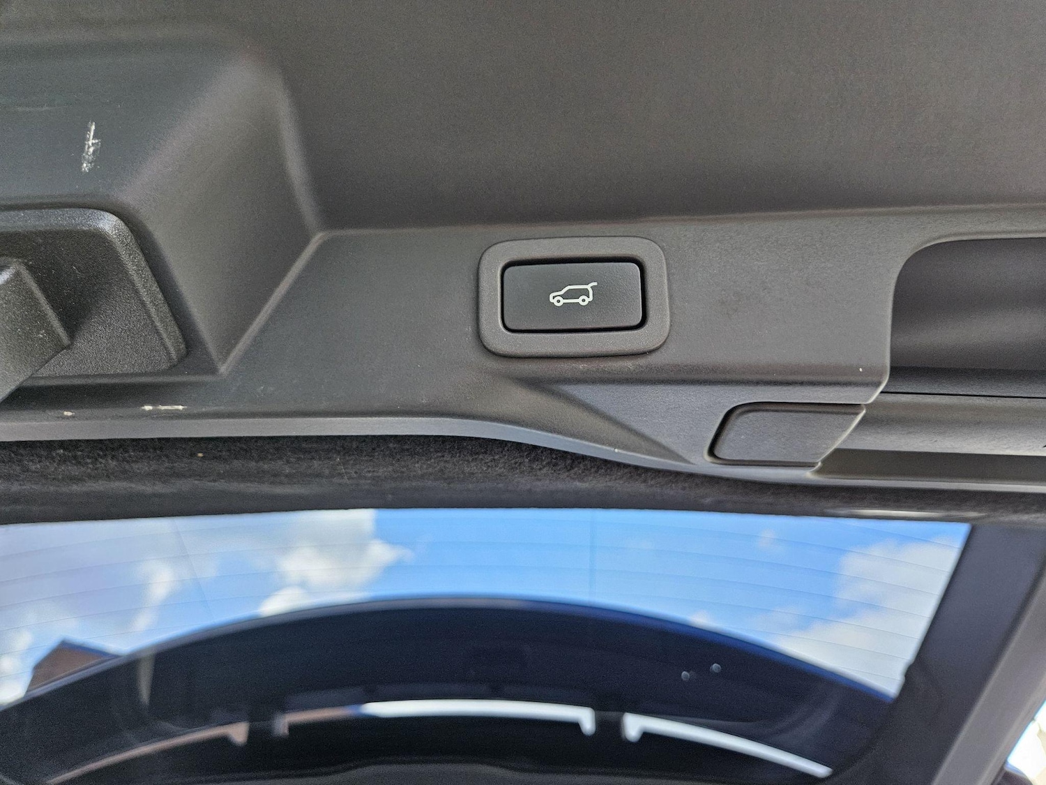 Used Land Rover Range Rover Sport 2018 for sale - 76551925: Photo 44