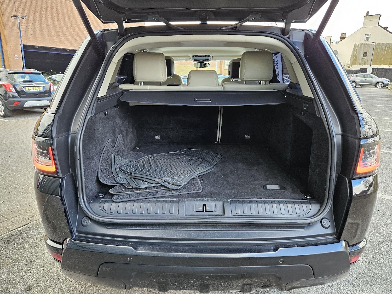 Used Land Rover Range Rover Sport 2018 for sale - 76551925: Photo 66