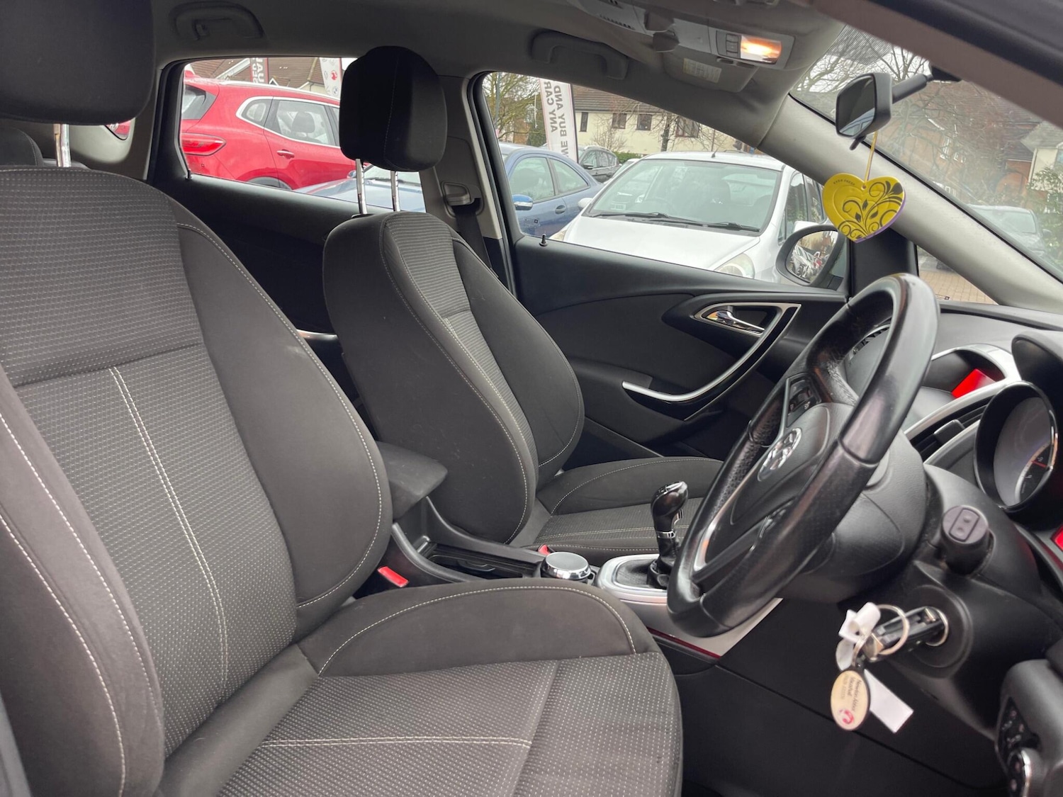 Used Vauxhall Astra 2010 for sale - 77345325: Photo 19