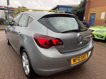 Used Vauxhall Astra 2010 for sale - 77345325: Photo