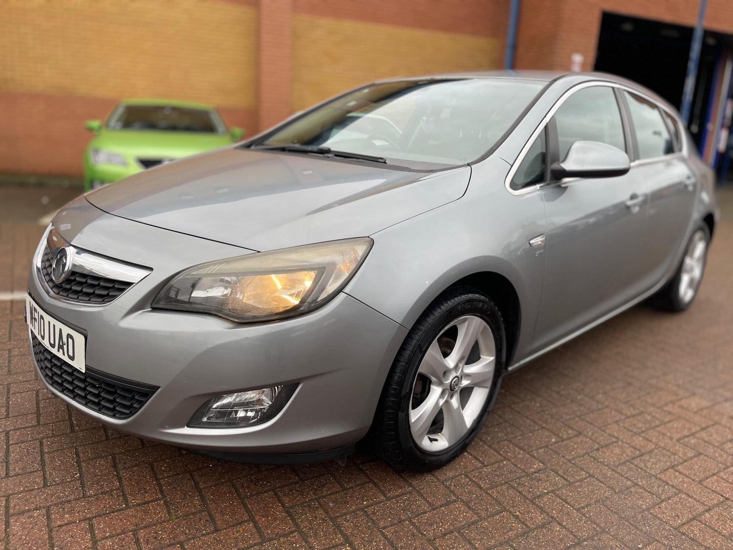 Used Vauxhall Astra 2010 for sale - 77345325: Photo 8